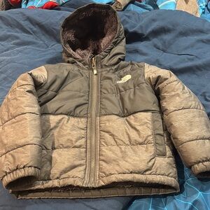 The North Face Kids' Black and gray Puffer Jacket